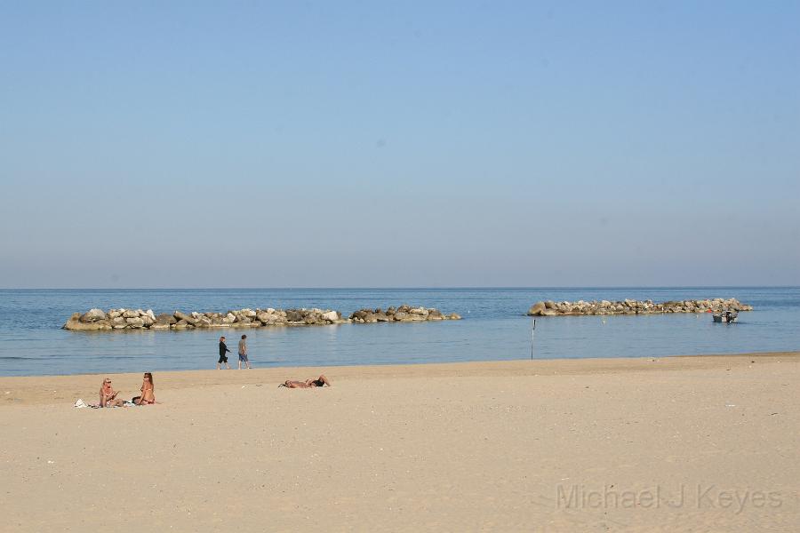 IMG_1548.JPG - Beach in Pescara
