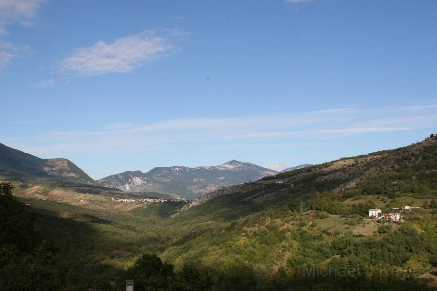 IMG_2128.JPG - View toward San Tomasso from Caramanico Terme