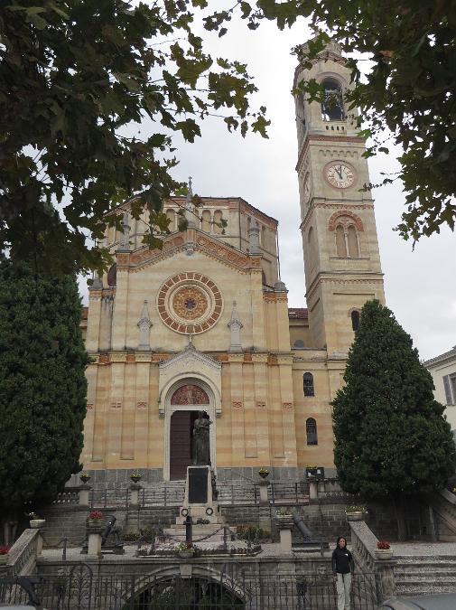 IMG_0535.JPG - Church on the shore of Lake Como, In Tremezzo