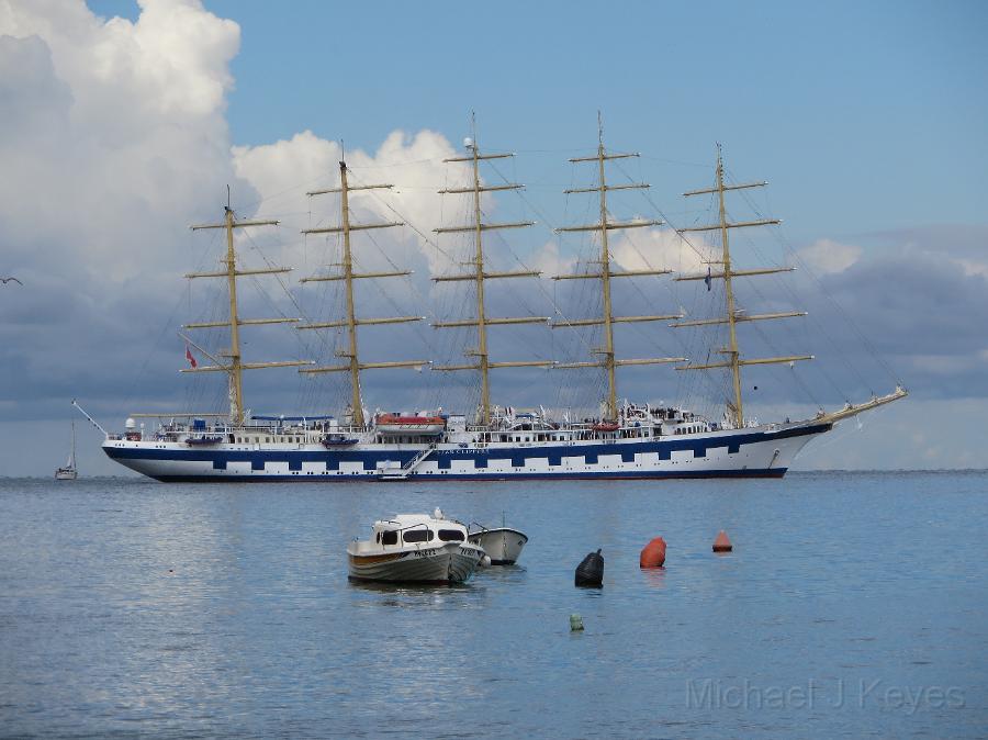 IMG_0737.JPG - Not your average Day tripper to Rovinj, but a very nice Sight!