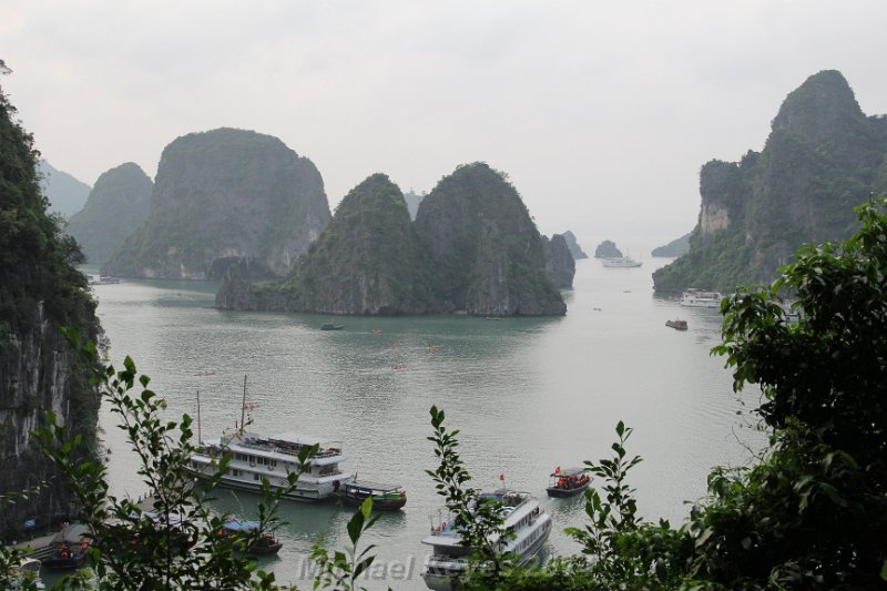 IMG_8166.JPG - view of the bay