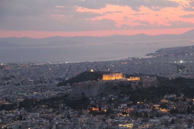 IMG_6515.JPG - Athens illuminated