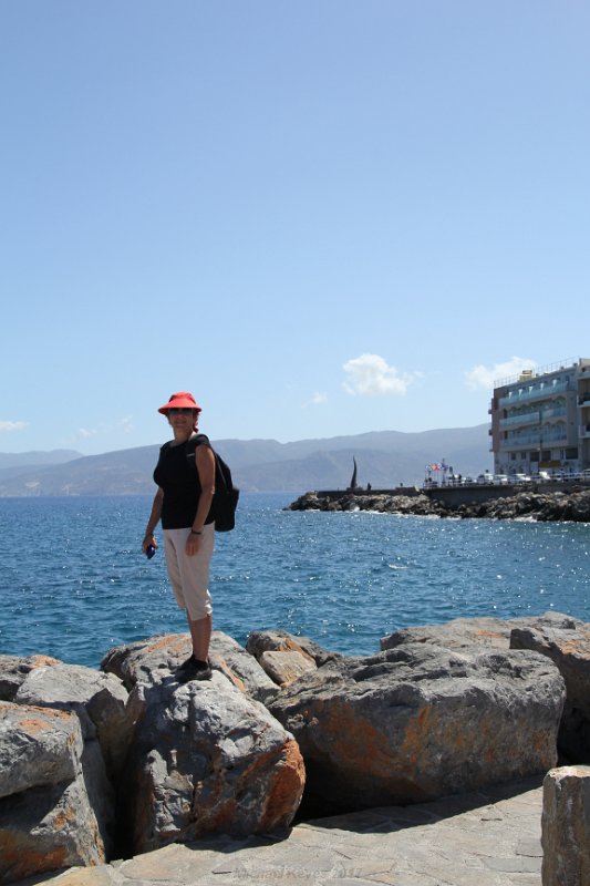 IMG_9273.JPG - On the Rocks