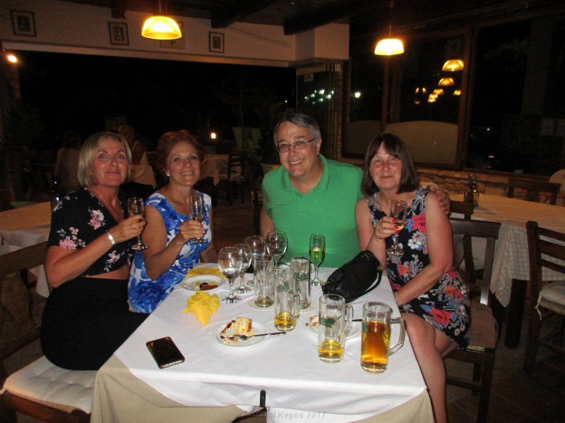 IMG_1682.JPG - New Friends in Elounda... Barbara and Kathryn 
