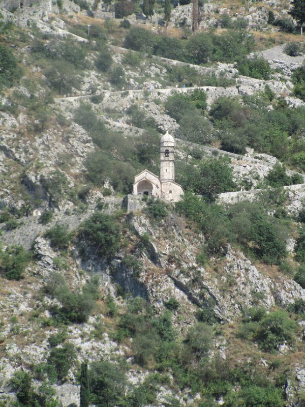 IMG_2516.JPG - Looking back to the Church